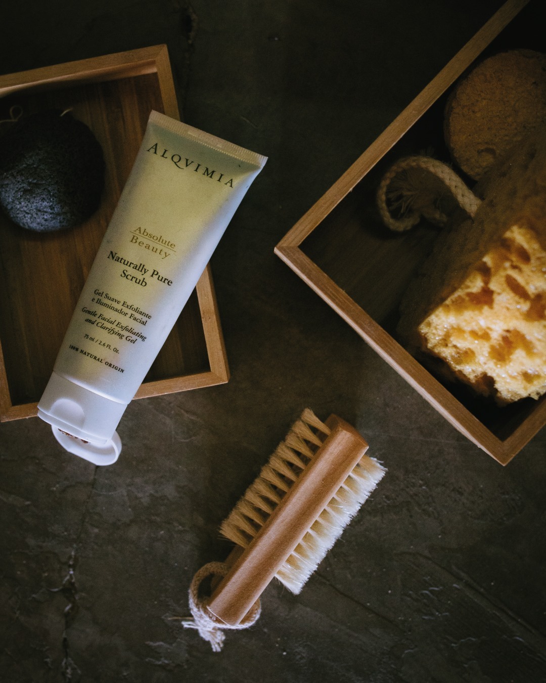 Naturally Pure Scrub, de Elemis