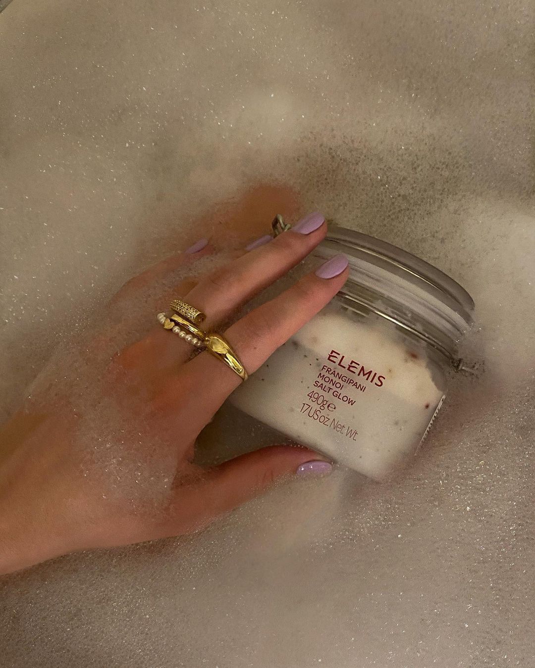 Frangipani Monoi Salt Glow, de Elemis