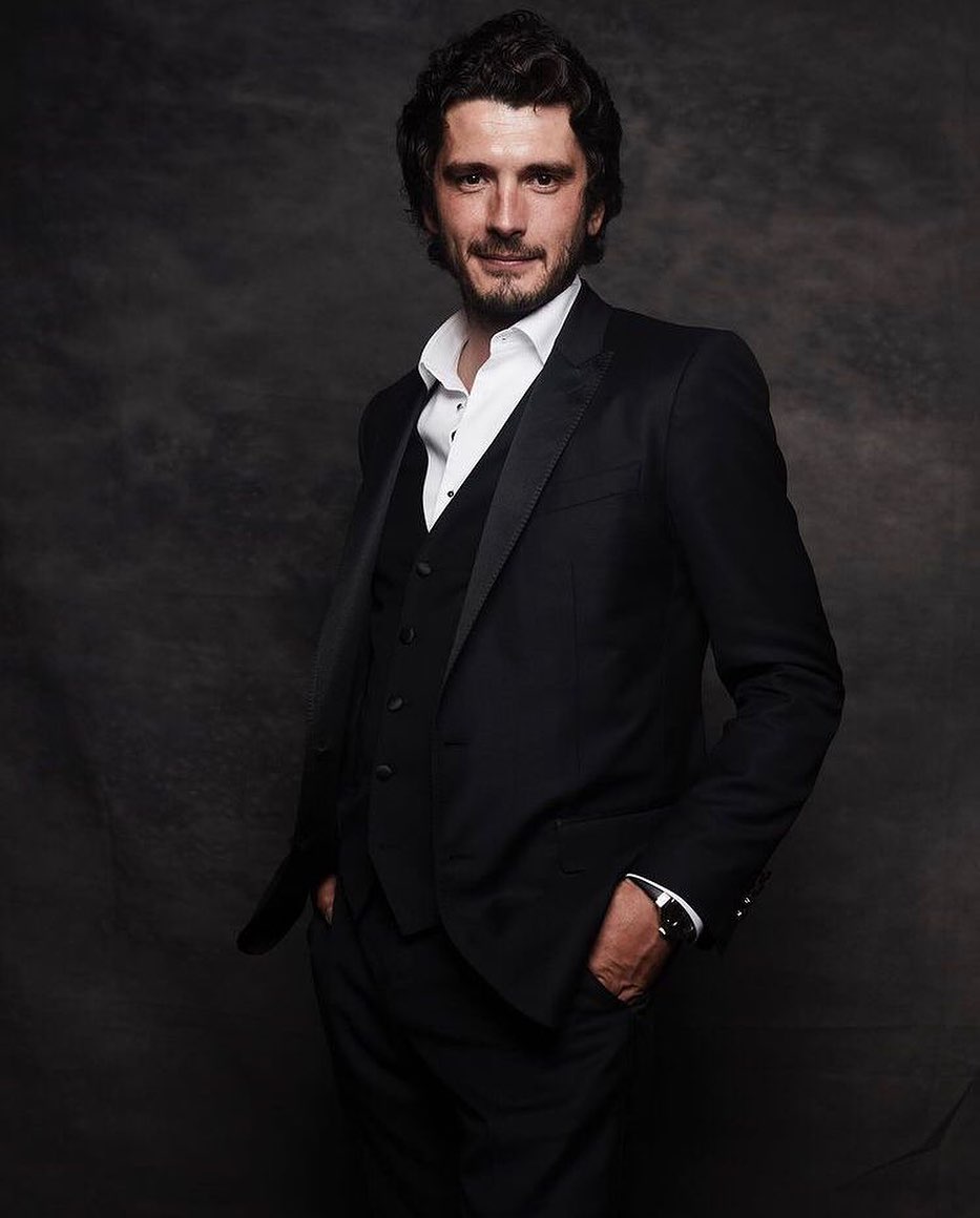 Yon González