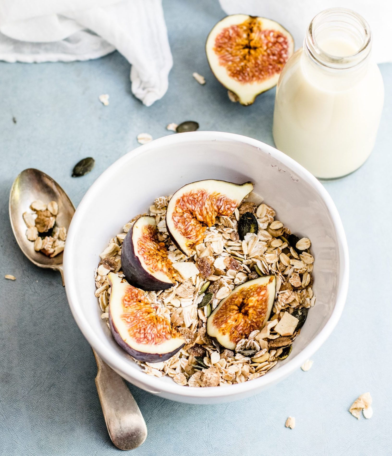 Granola con leche