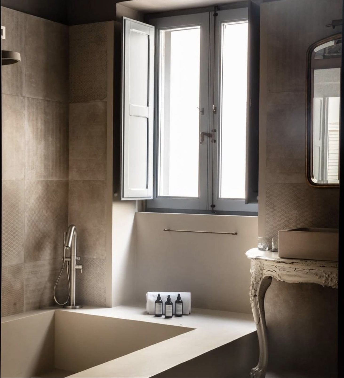 Paragon 700 Boutique Hotel & Spa