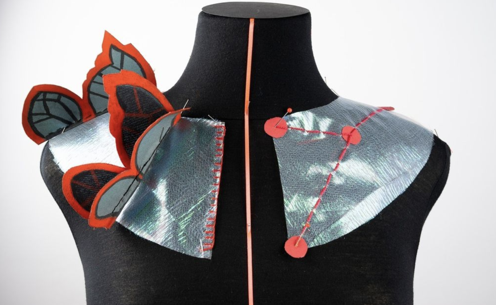 Exposición Elsa Schiaparelli