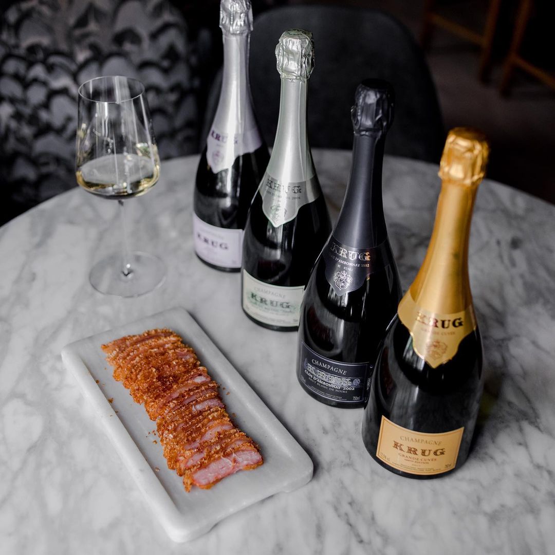 Champagne y torreznos