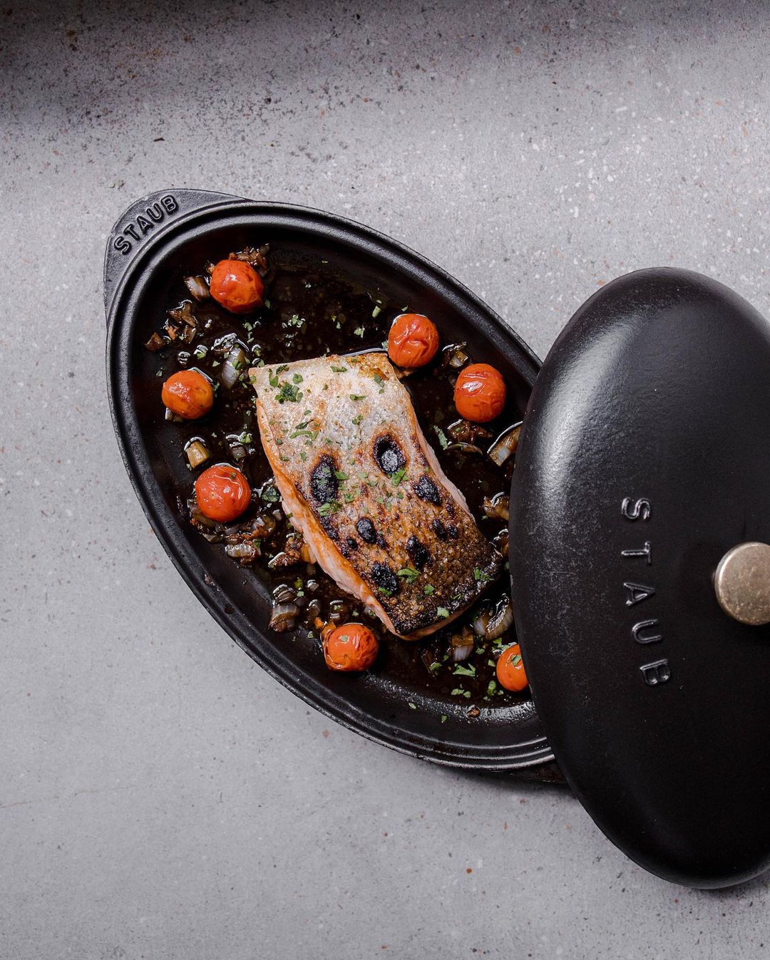 Pescado al horno de leña