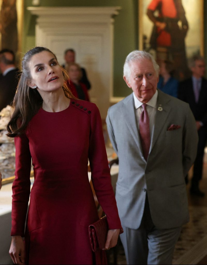 La Reina Letizia y el actual Rey Carlos III de Inglaterra