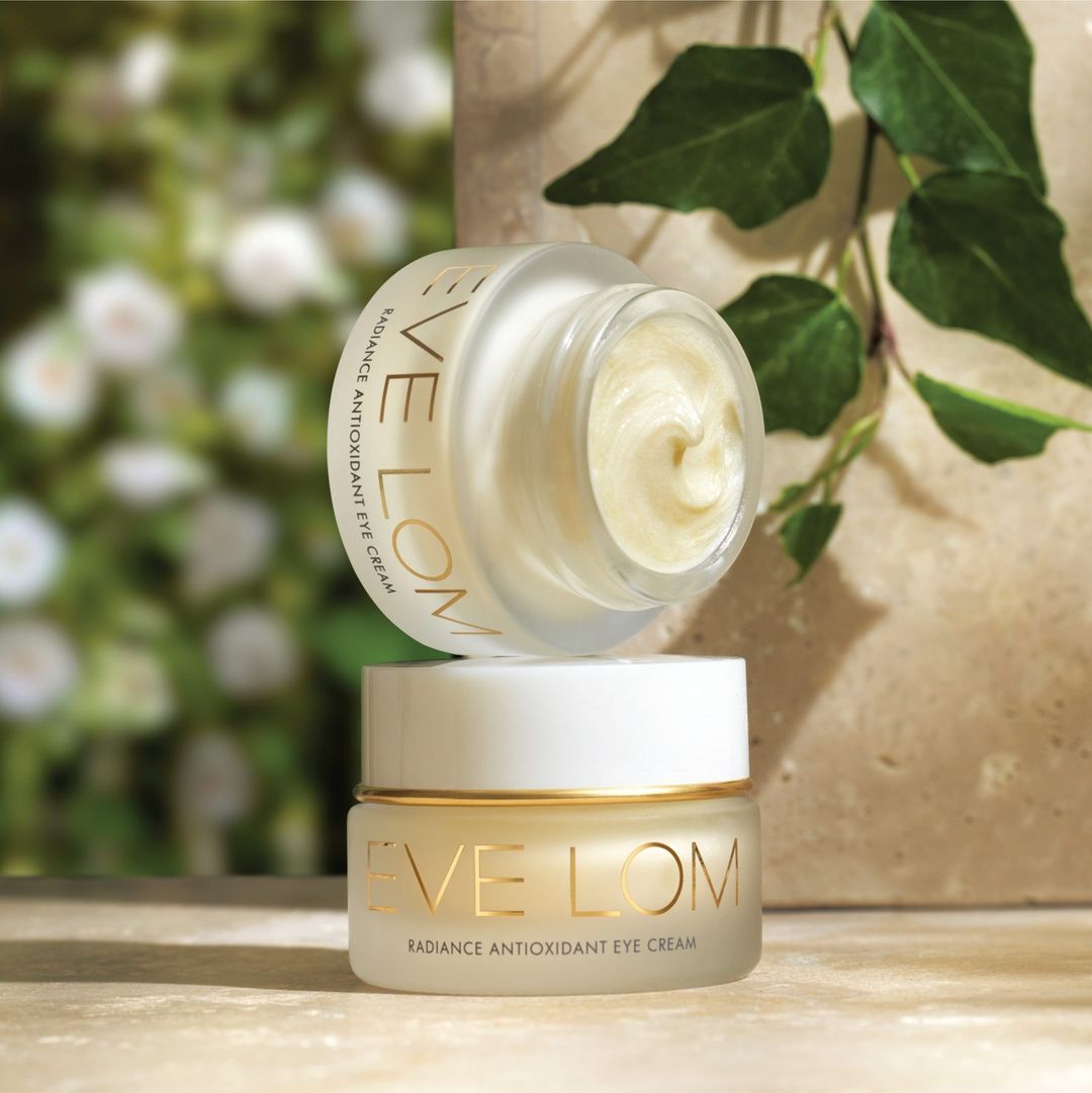 Contorno de ojos antioxidante iluminador, de Eve Lom