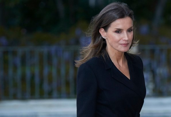 La Reina Letizia con pendientes de Gold and Roses
