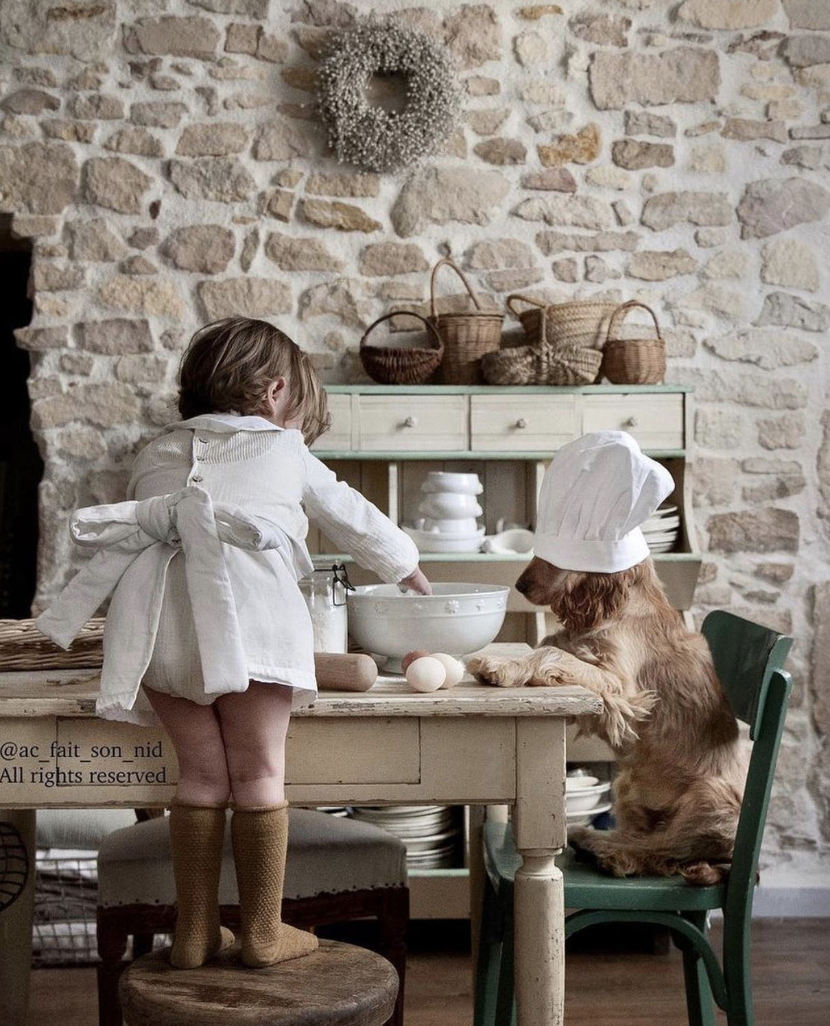 Niña y perro