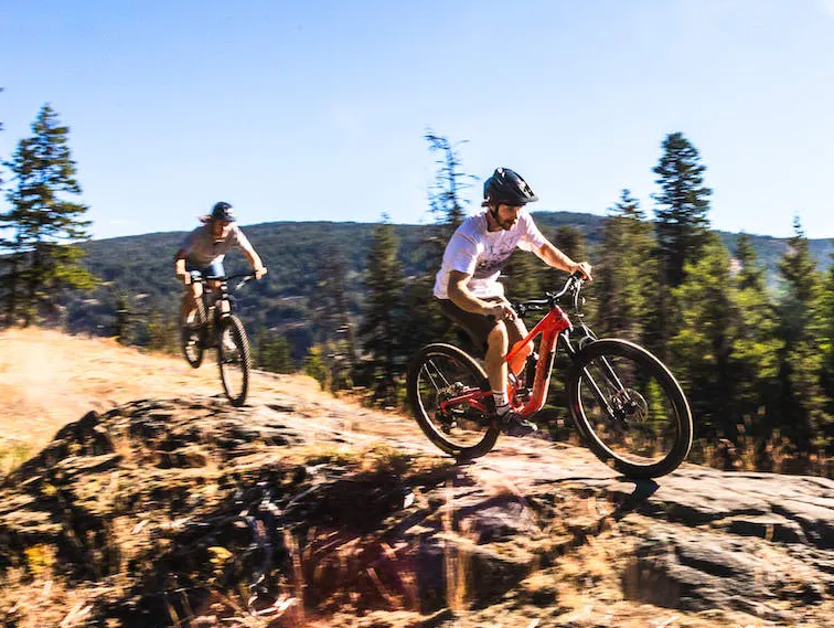 Bicicleta de monta&ntilde;a