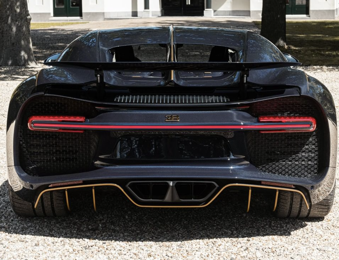 Bugatti Chiron L'&Eacute;b&eacute;