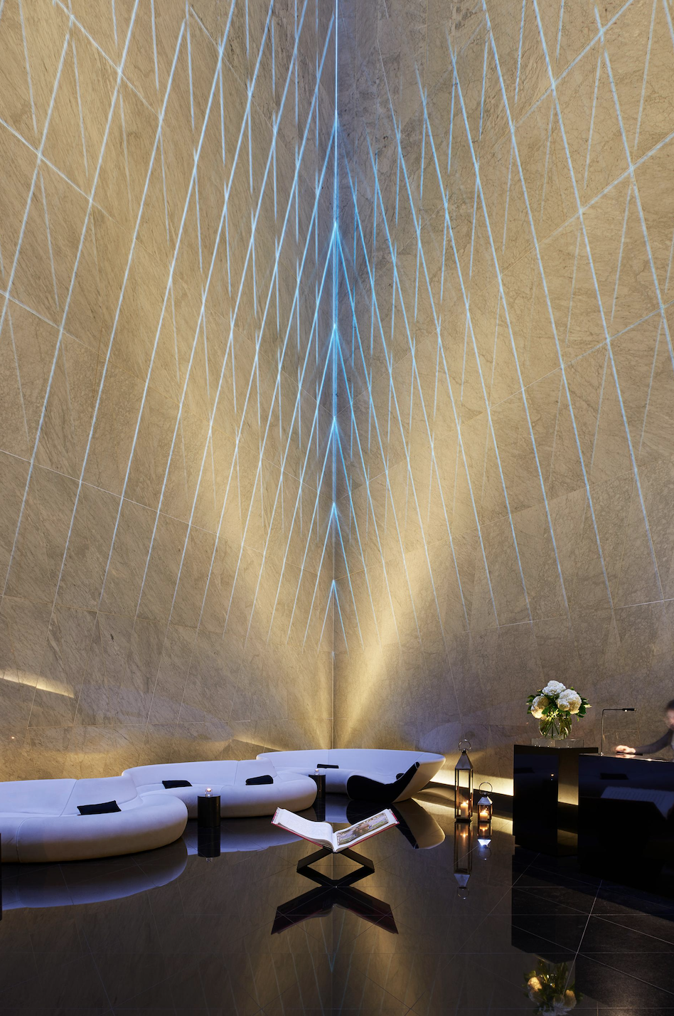 El hall de ME London
