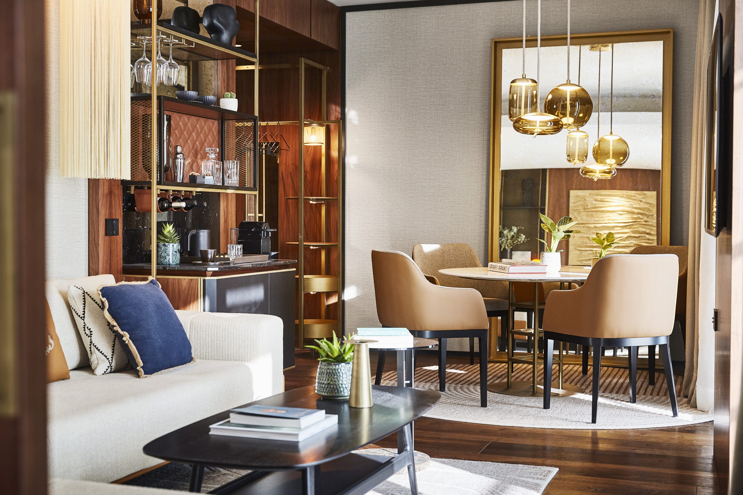 hotel thompson