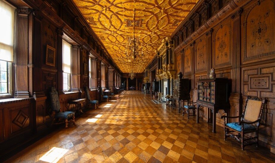 ‘The Long Gallery’