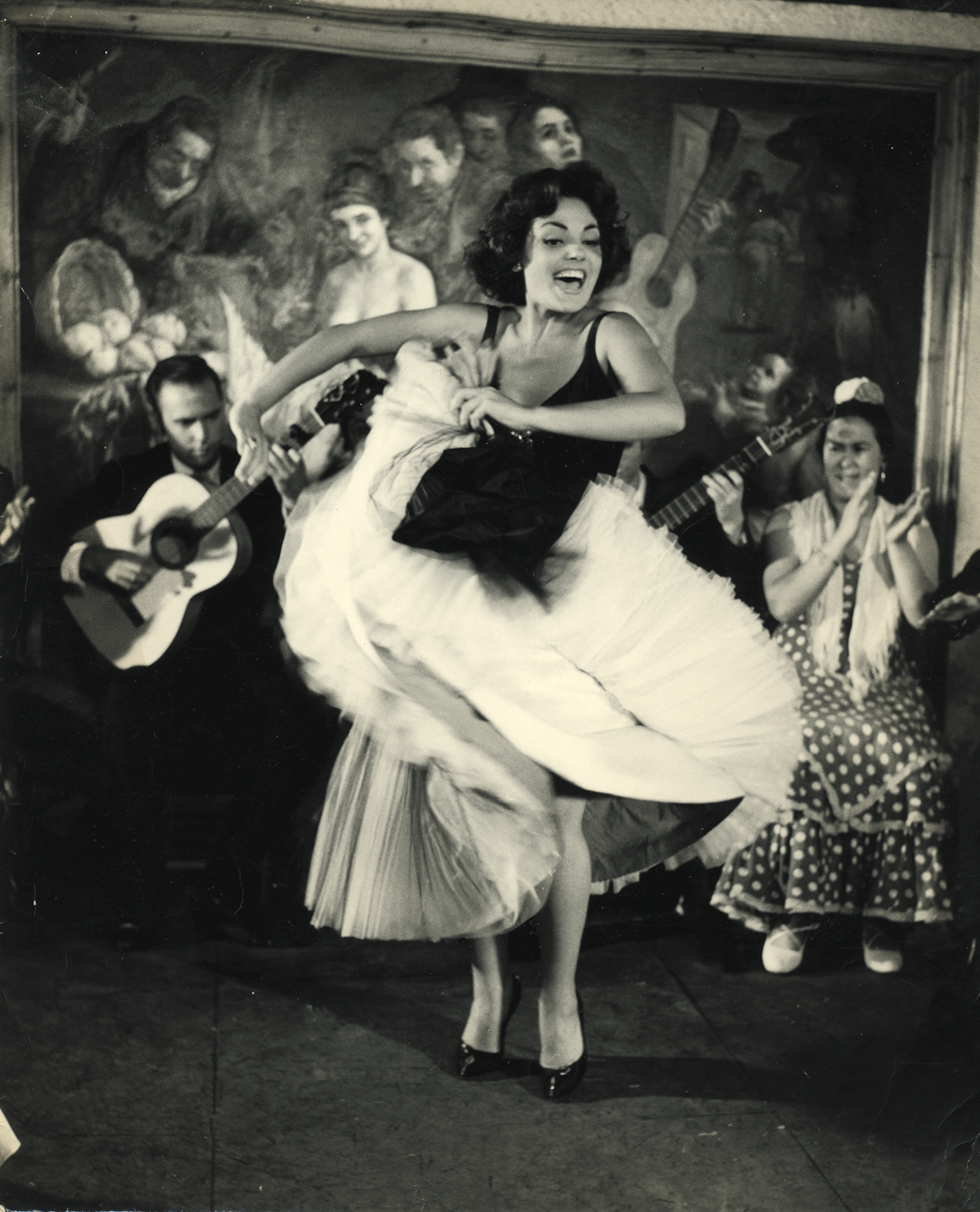 Carmen Sevilla grabando una pel&iacute;cula en el tablao
