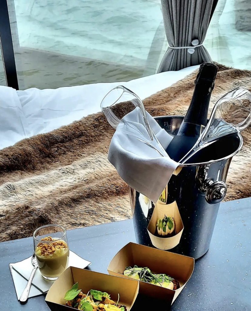 IGLUX HILTON