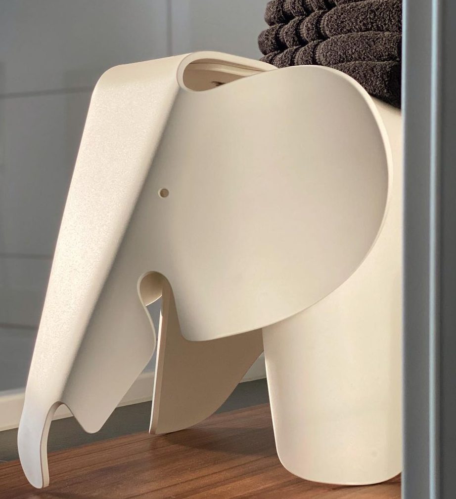 &lsquo;Eames Elephant&rsquo;