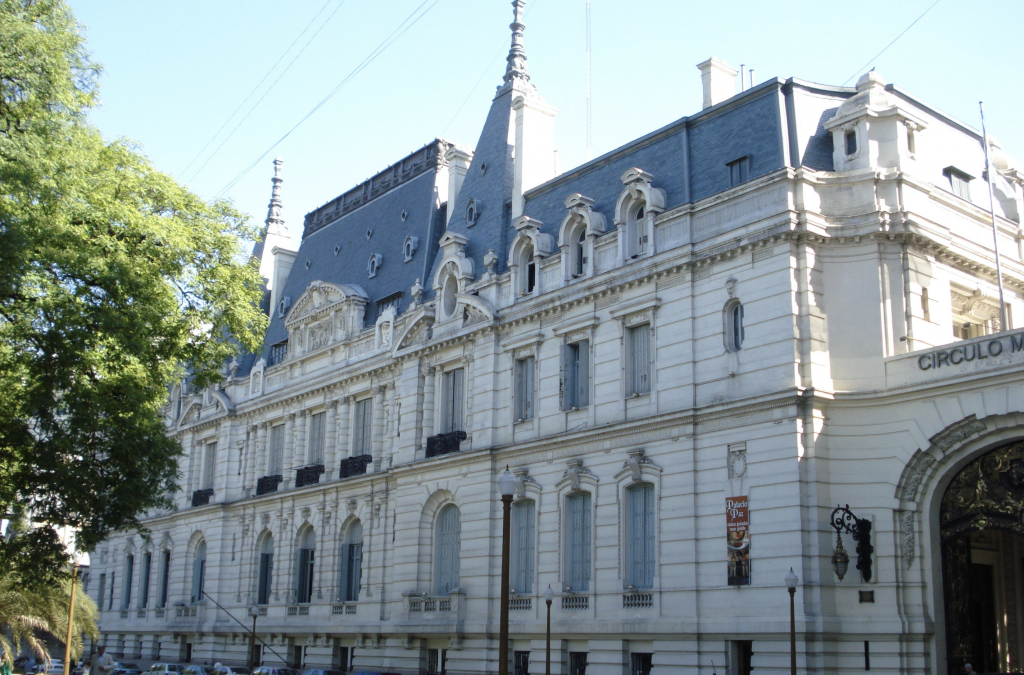 El porte&ntilde;o Palacio Paz