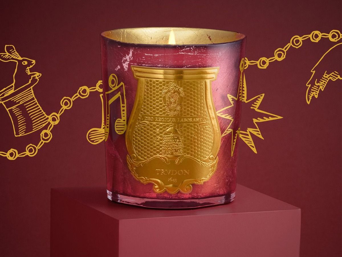 Viva Magenta