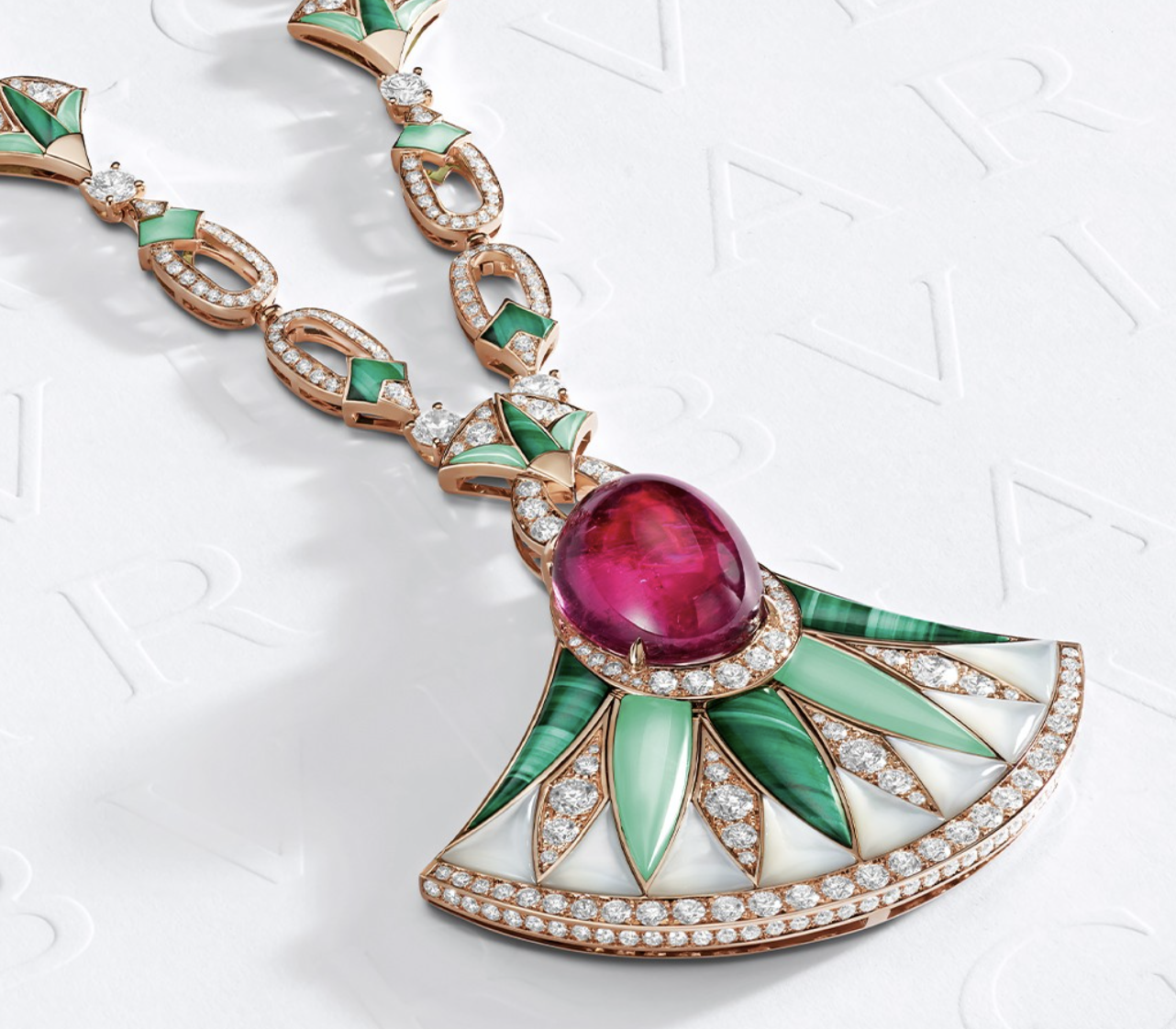 Joyas oro y rojo