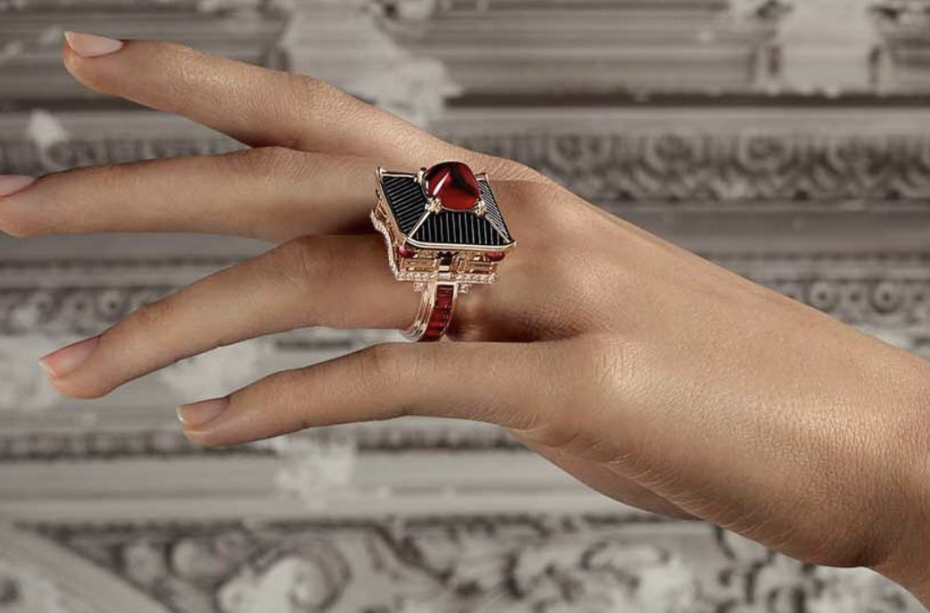 Joyas oro y rojo