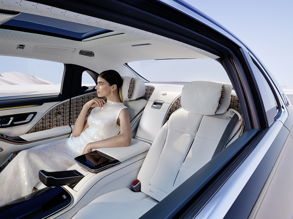 Mercedes-Maybach S-Class Haute Voiture 