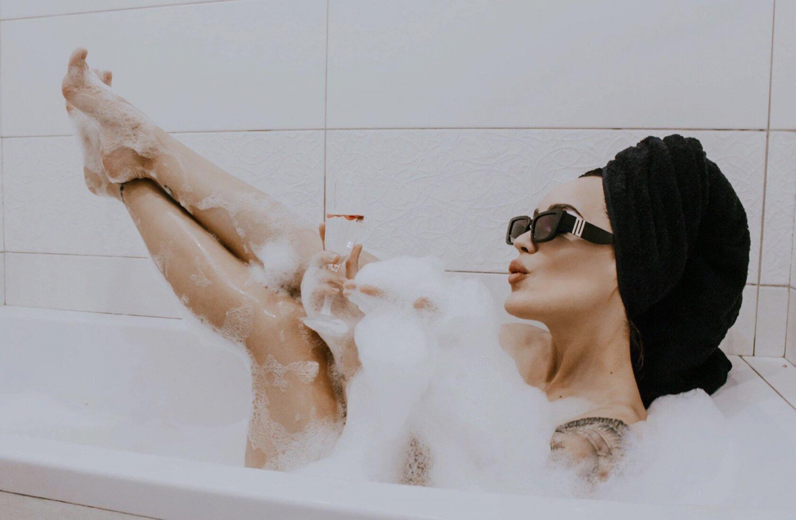 Vino en la ba&ntilde;era