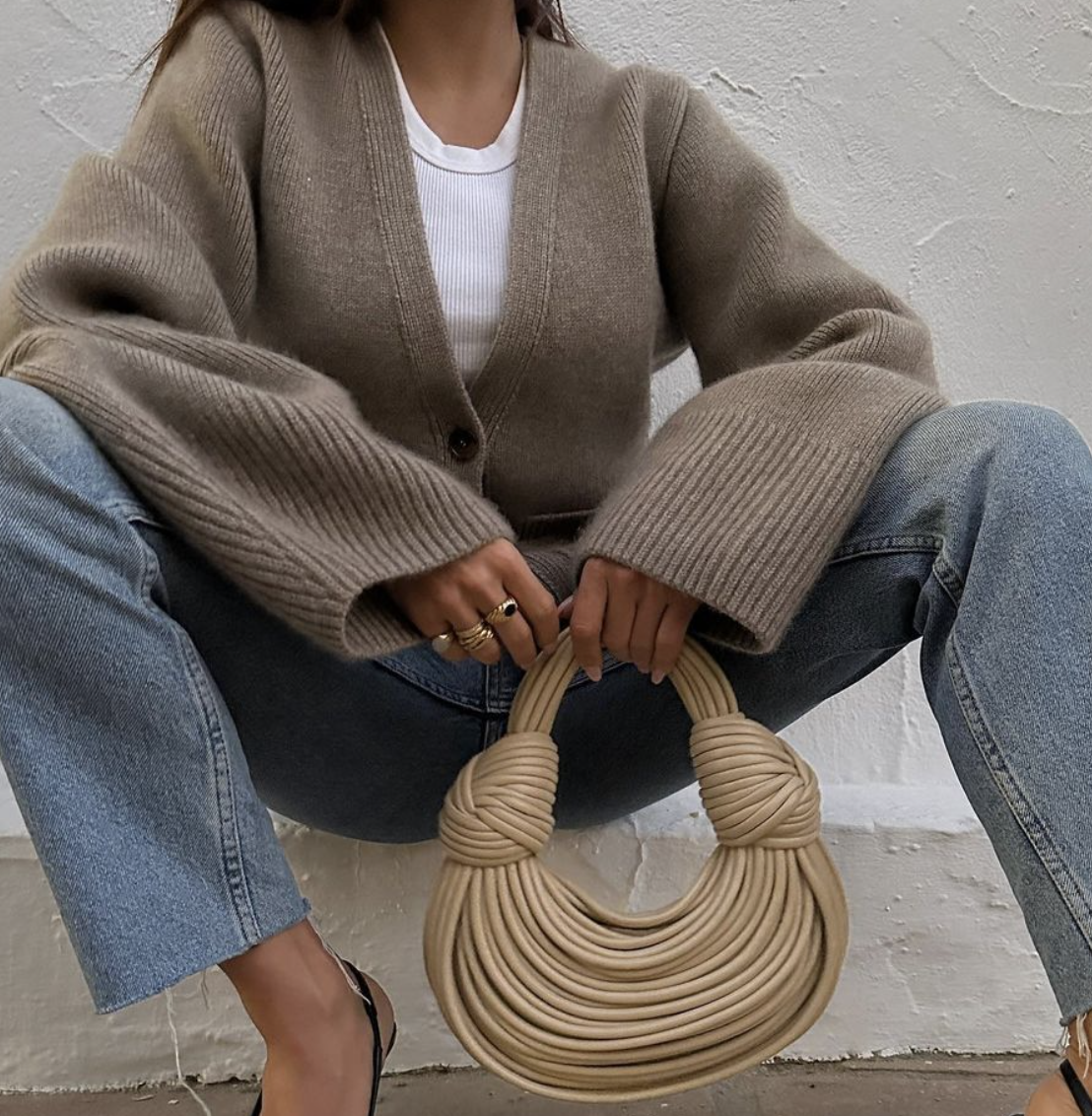 Look en color beige