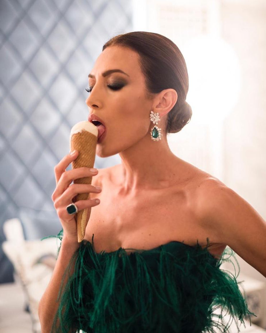 Nieves Álvarez