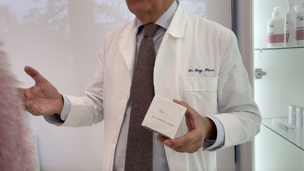 Detalle del Dr. Jorge Planas