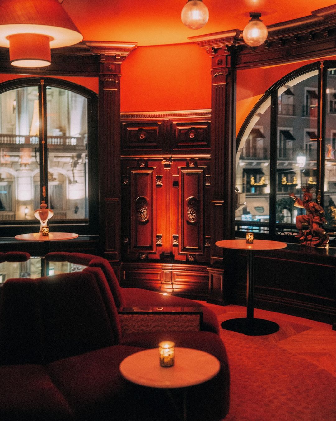 Isa Restaurant & Bar