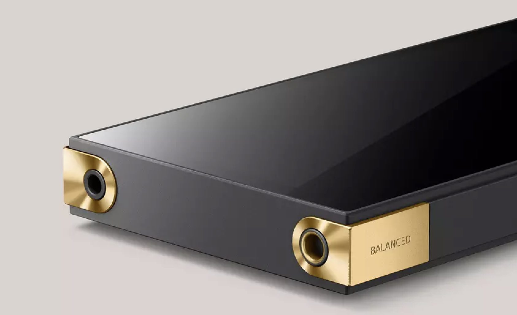 Walkman ZX700