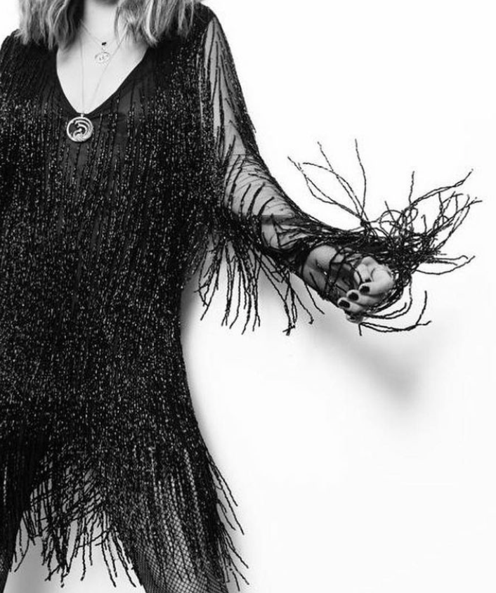 Vestido flecos