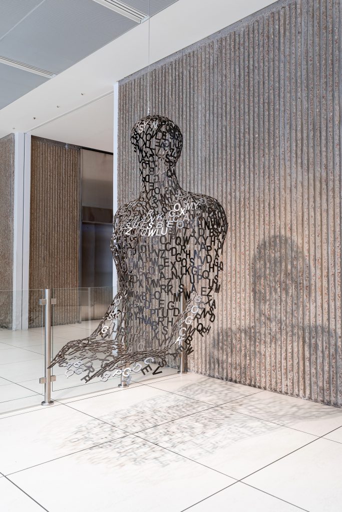 Jaume Plensa: Tel Aviv man XIX