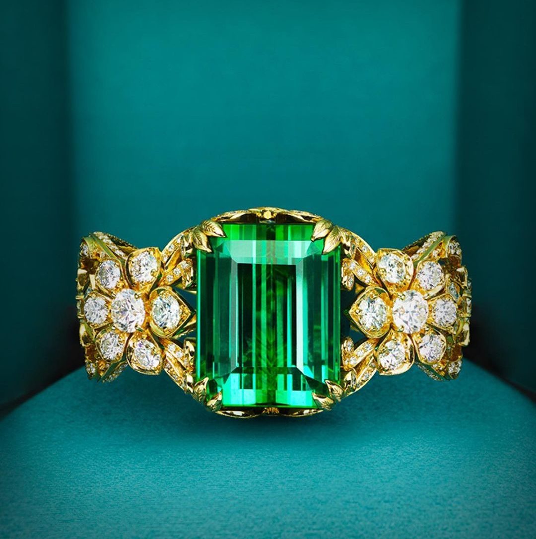 Hortus Deliciarum joyas Gucci