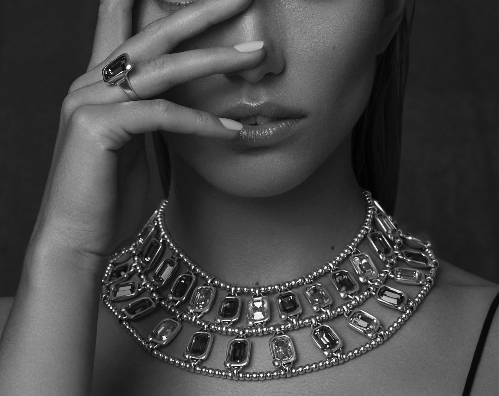 Collar solidario UNOde50 solidaria