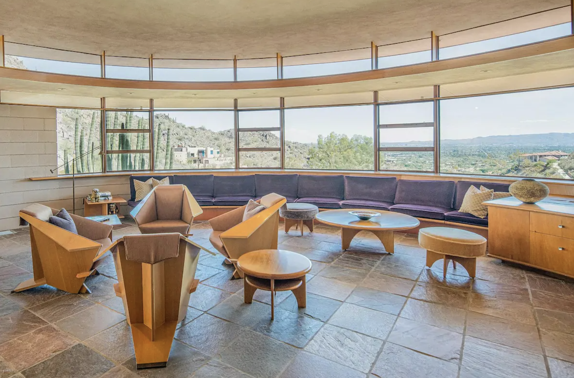 Circular Sun House