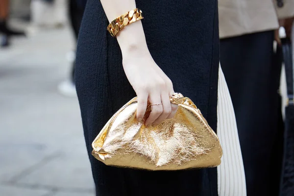 Foto Pinterest bolso met&aacute;lico