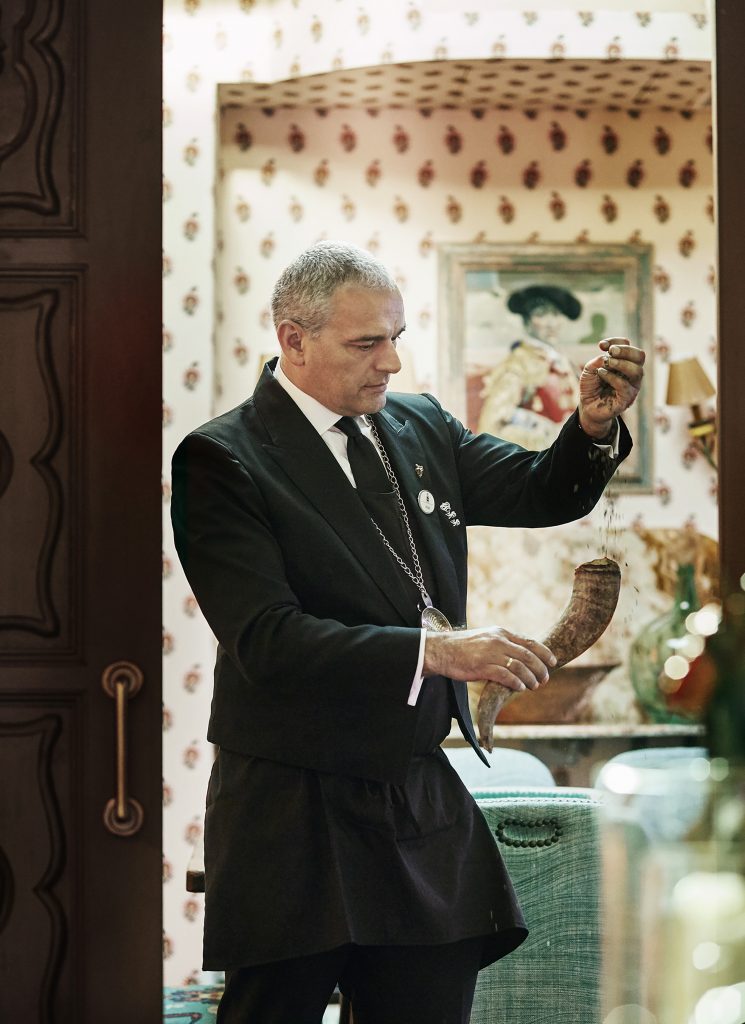 Angel Gonz&aacute;lez Sommelier