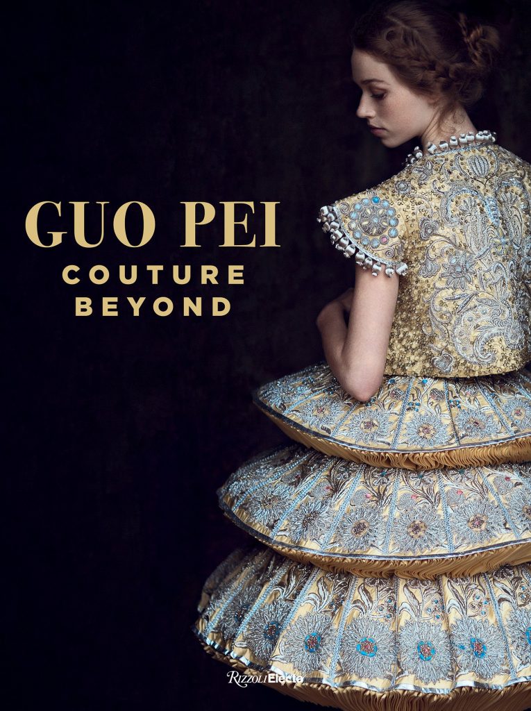Foto Libro Guo Pei