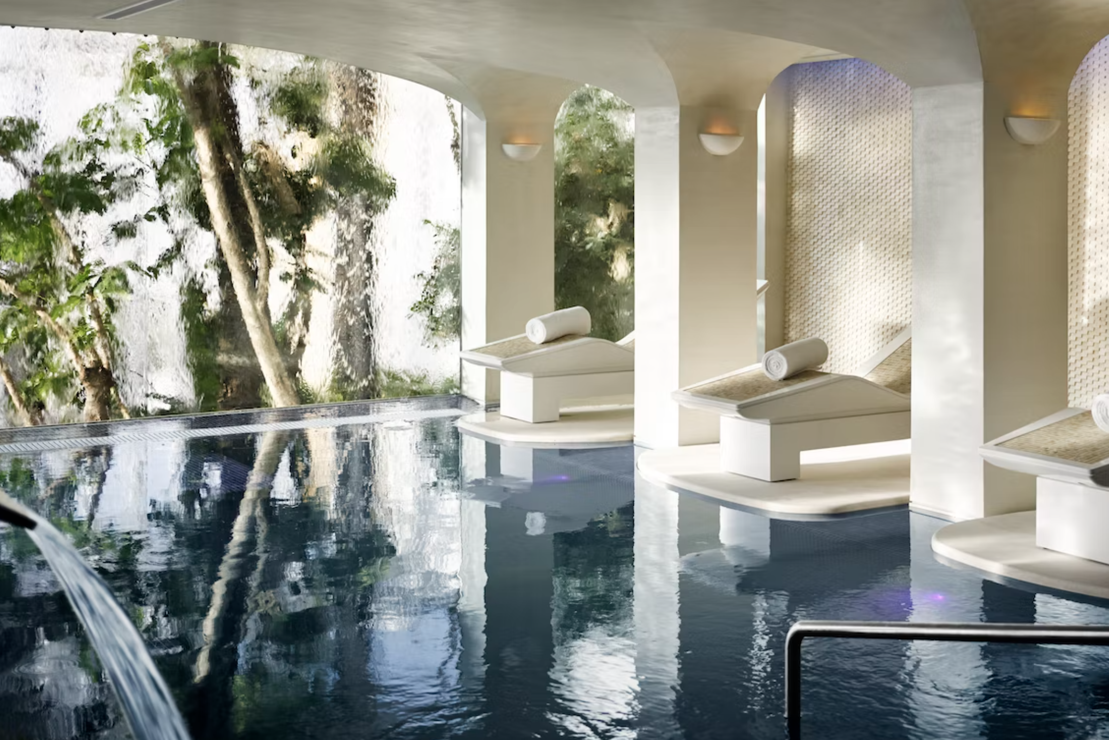 Six Senses / 