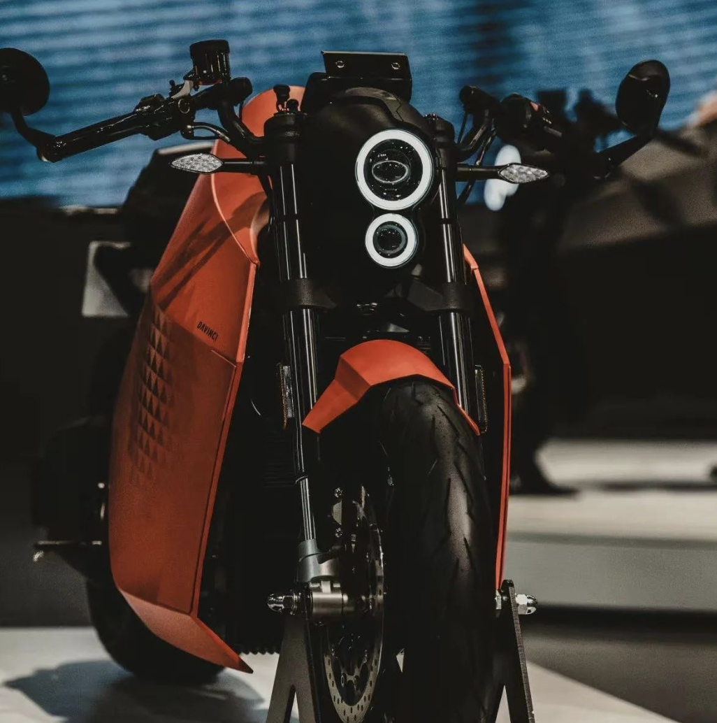 Moto Davinci