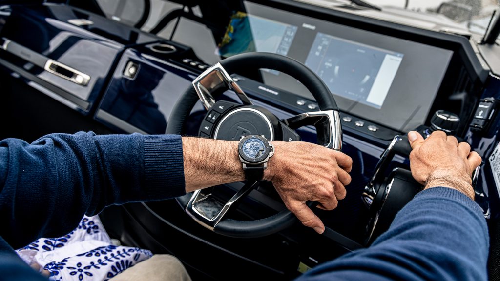 Panerai Shadow 900 Brabus Shadow Deep Blue Sea Signature Edition