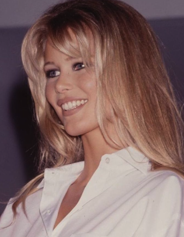 Claudia Schiffer 