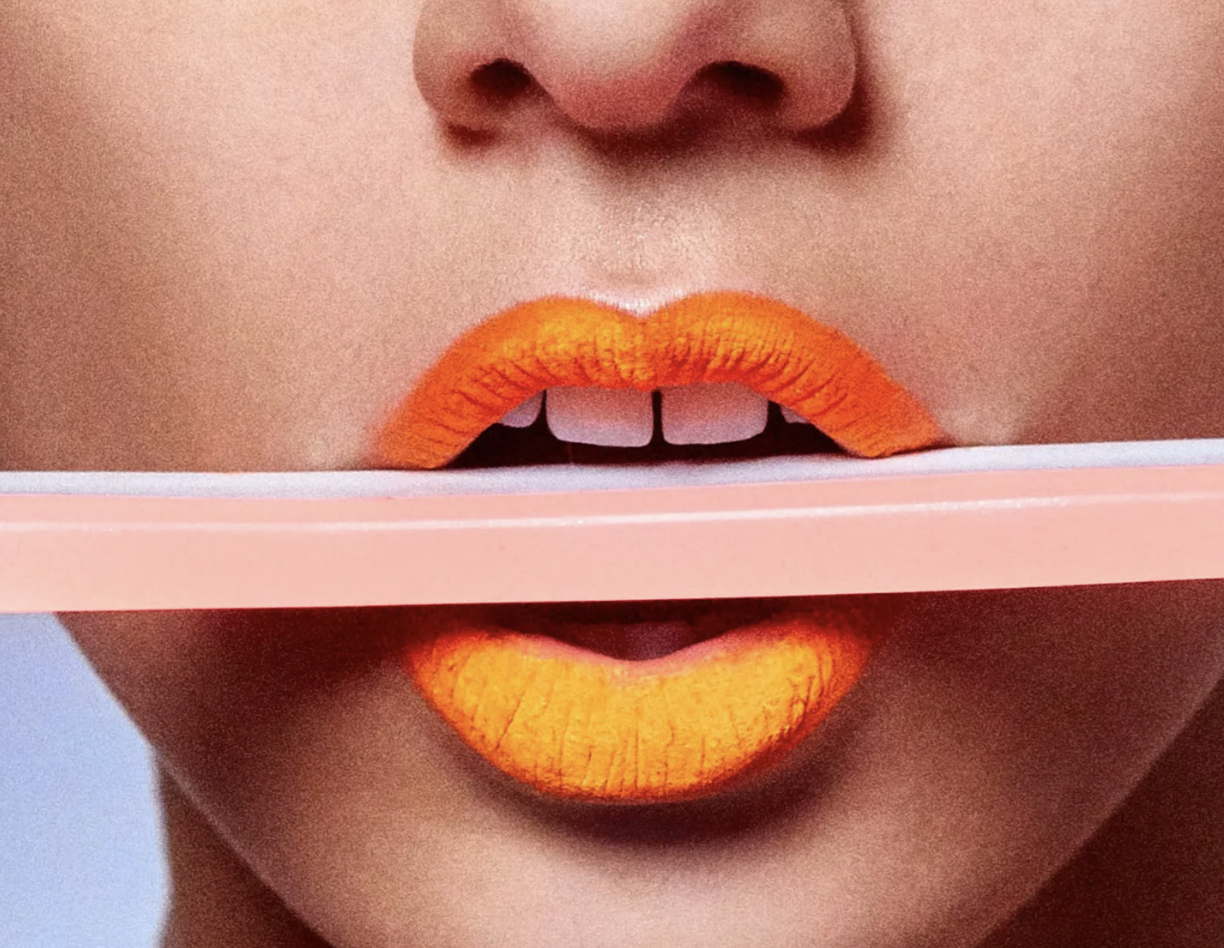 Labios voluminosos sin &aacute;cido hialur&oacute;nico