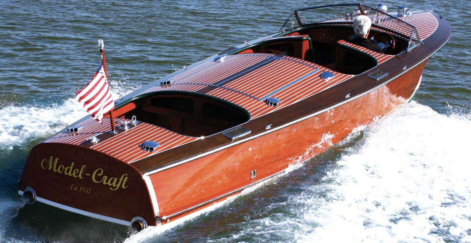 Barco de caoba
