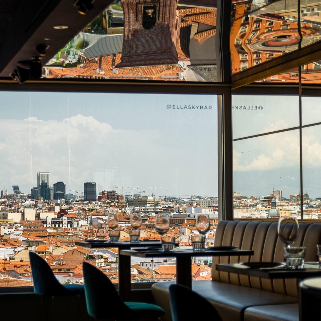 Ella Sky Bar