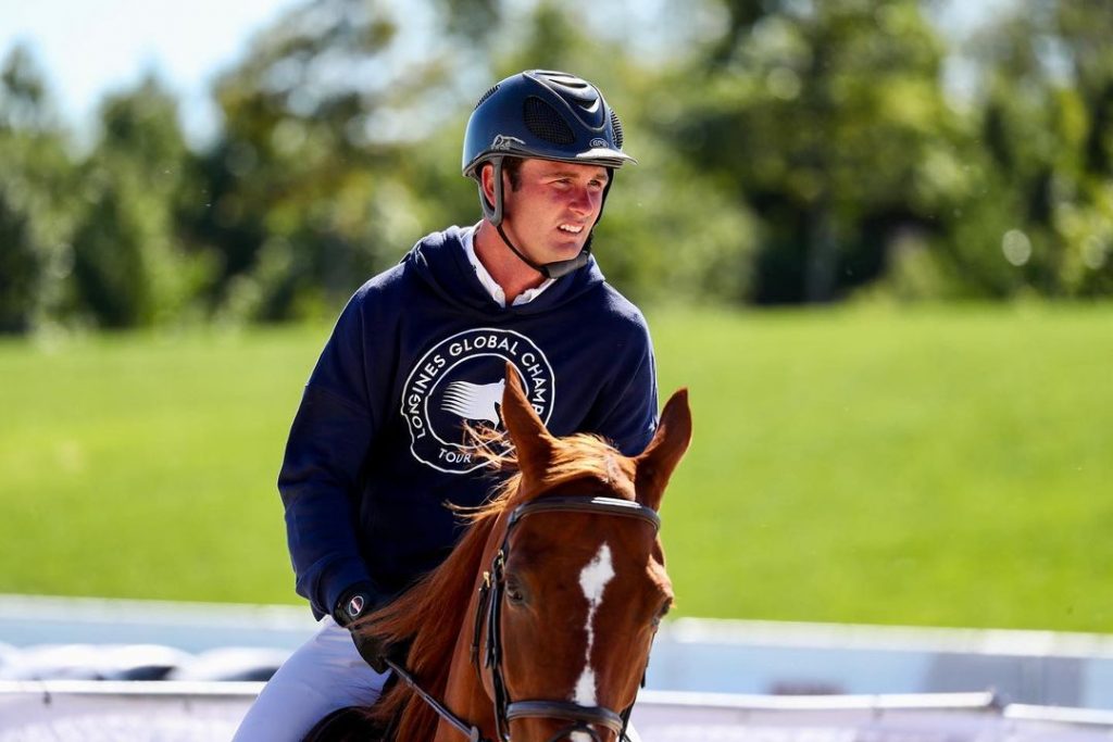 Un jinete en la Longines Global Champions Tour