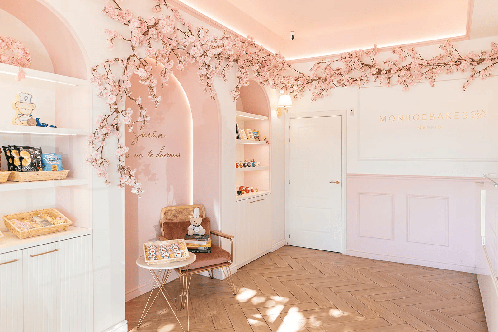 Monroe Bakes