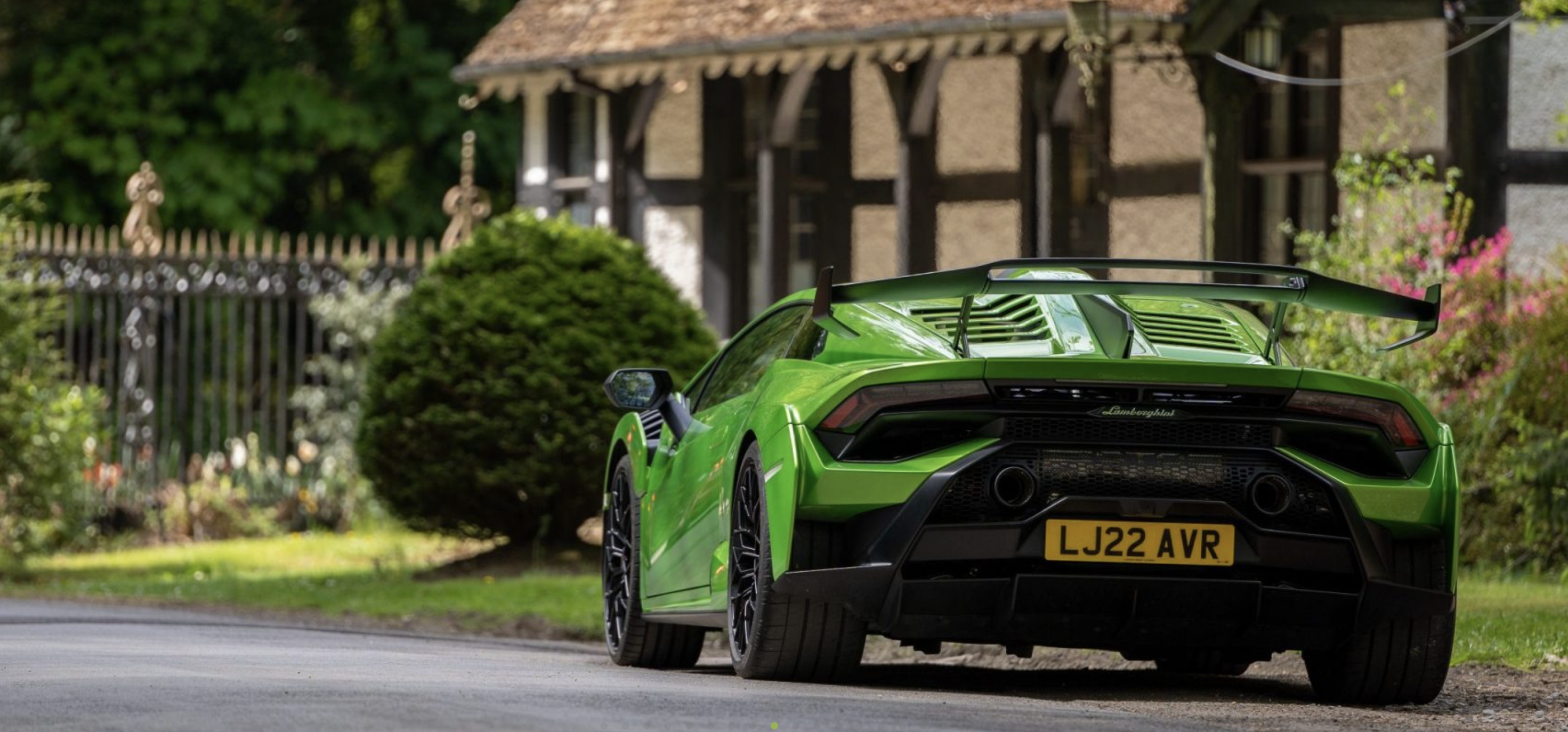 Lamborghini Huracán STO
