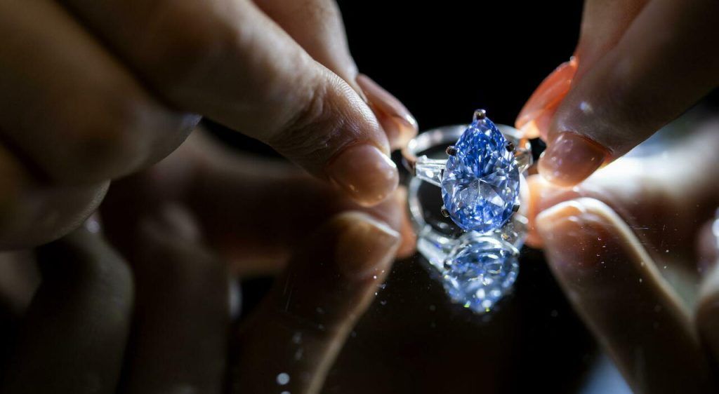 Diamante azul